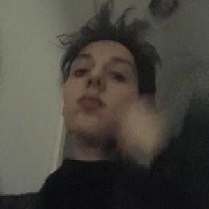 Meet your Posher, Simya